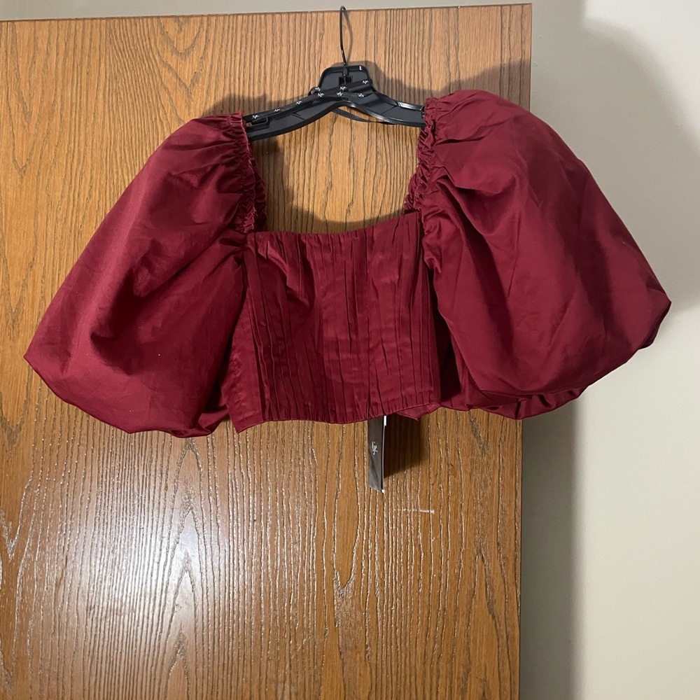 Aje top size AU8 US small